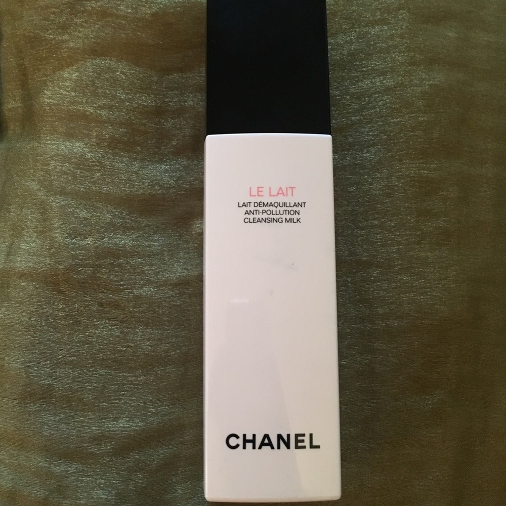 Chanel Le Lait Cleansing Milk